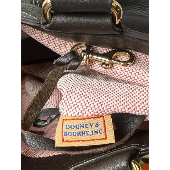Dooney & Bourke Pebble Leather Sara Bag Deep Brown All Weather Leather EUC - Picture 4 of 16